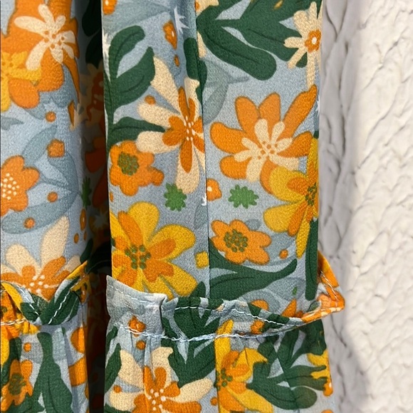 Lush Tropical Floral Spaghetti Strap Maxi Dress size small - Picture 6 of 15